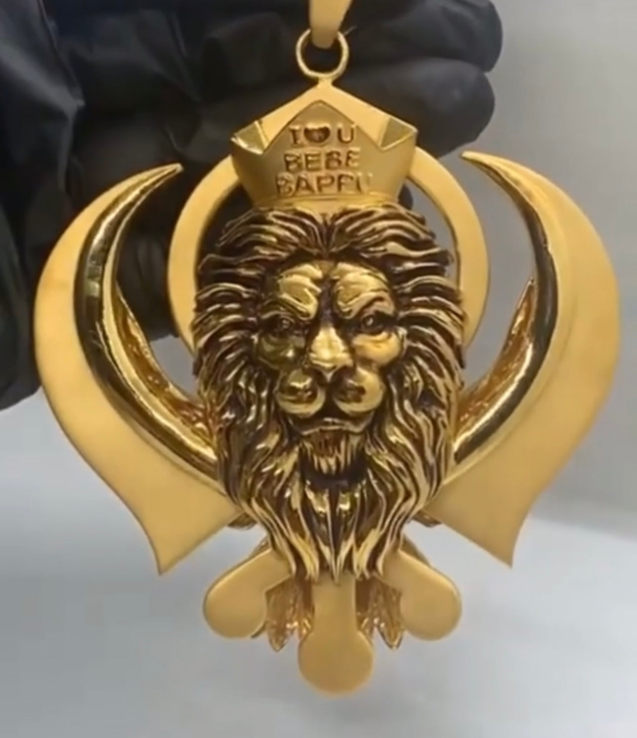 Gold Sikhi Pendant