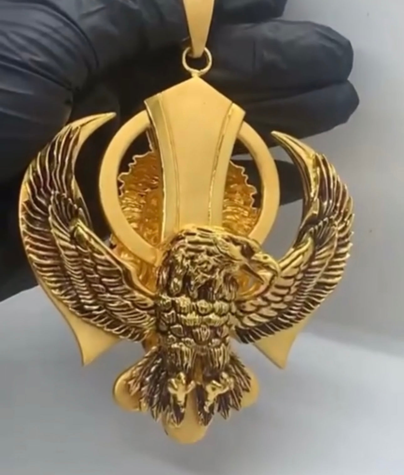 Gold Sikhi Pendant